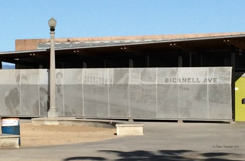 Bicknell Ave Sig